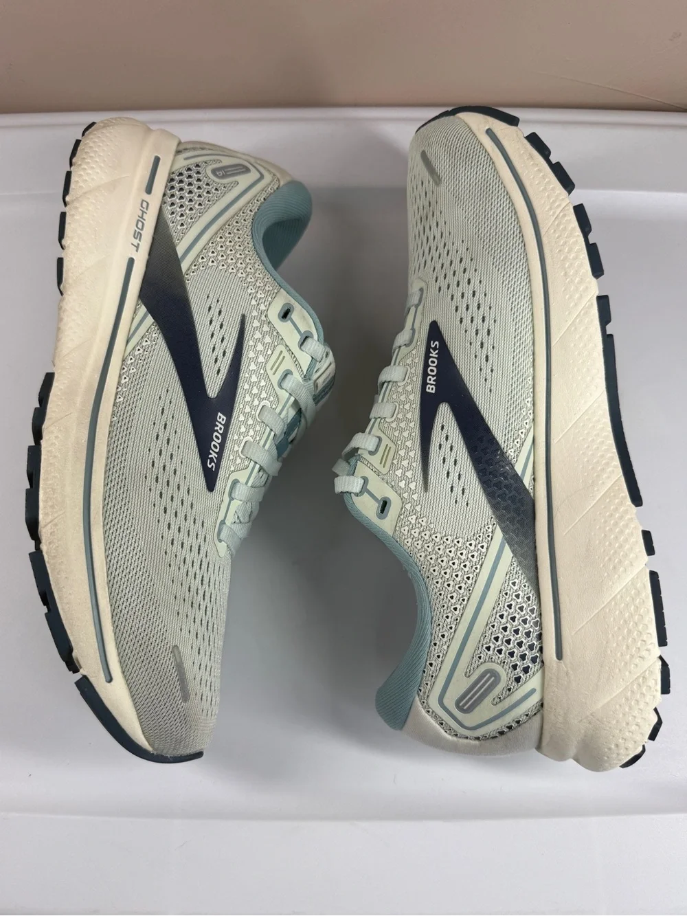 Brooks Ghost 14 Running Shoes Aqua Glass White Road Running Sneakers Women's 9